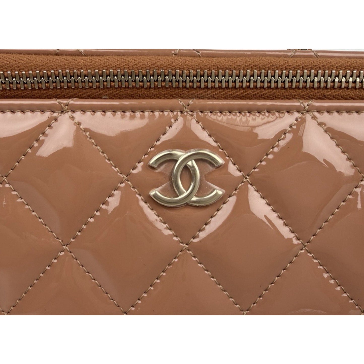 Chanel Vanity Case Small Top Handle Bag in Glossy Beige With Chain NFC B1