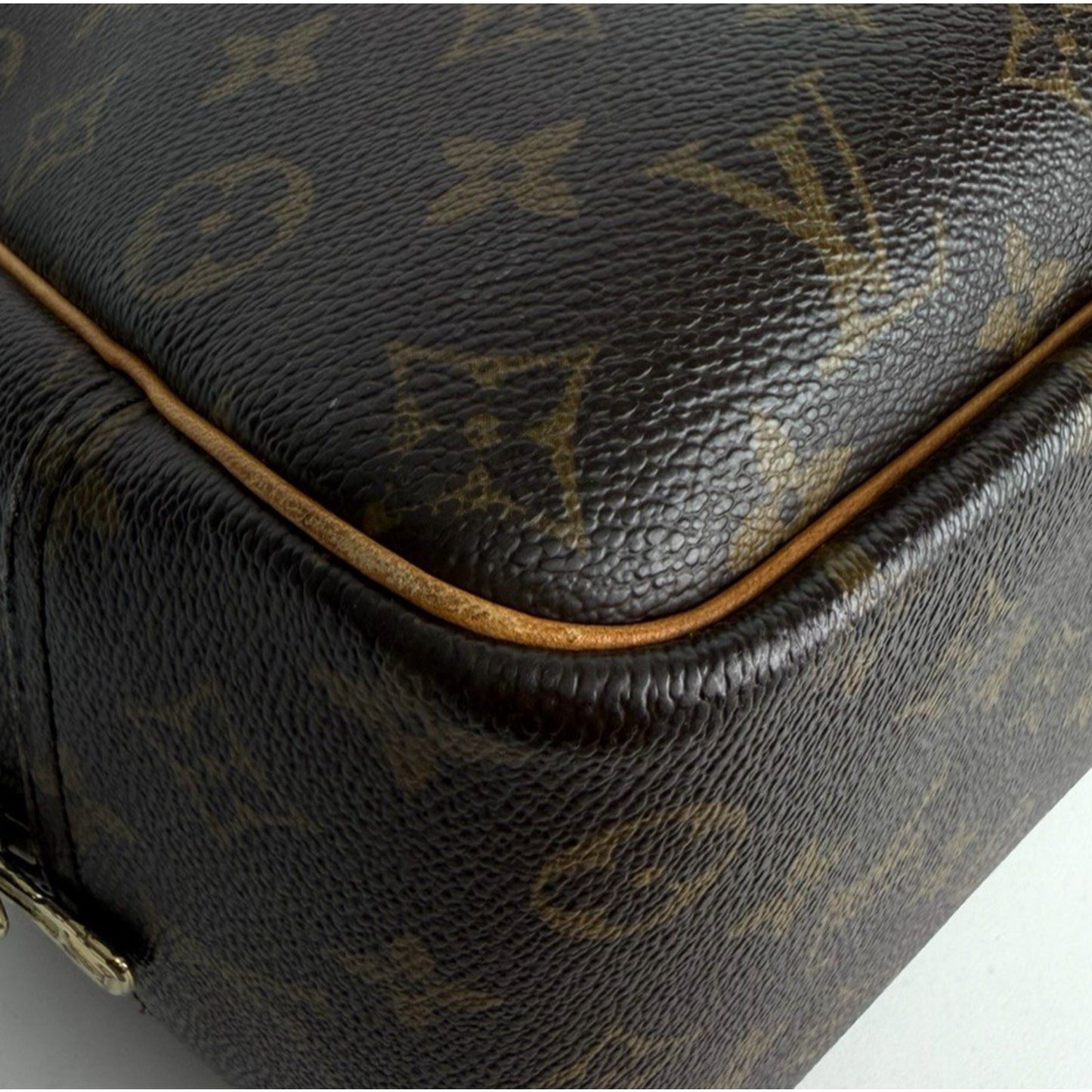 Louis Vuitton Classic Deauville Medium Bag in Brown Coated Canvas S