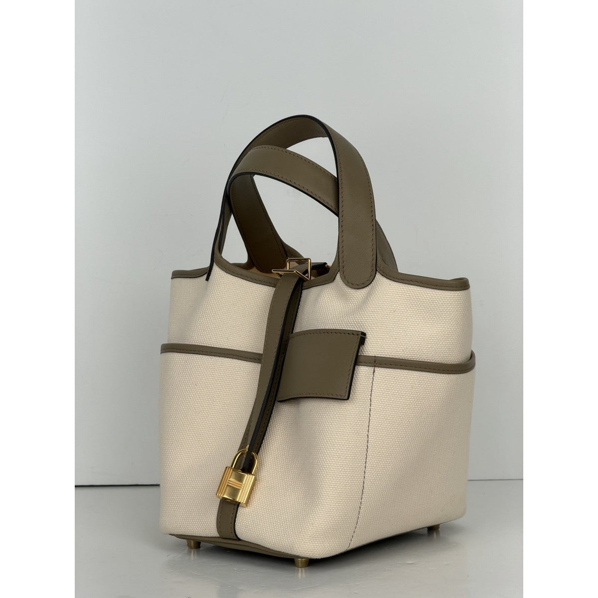 Hermes Picotin Lock 18 Cargo Top Handle Bag in Ecru Etoupe Canvas 2023 F4