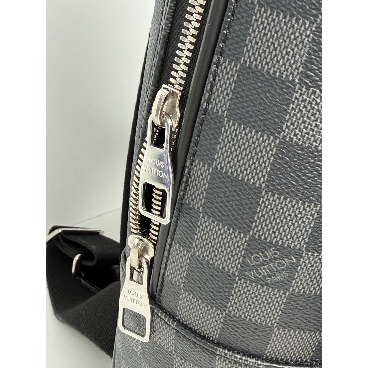 Louis Vuitton Michael Backpack Damier Graphite Coated Canvas Microchipped