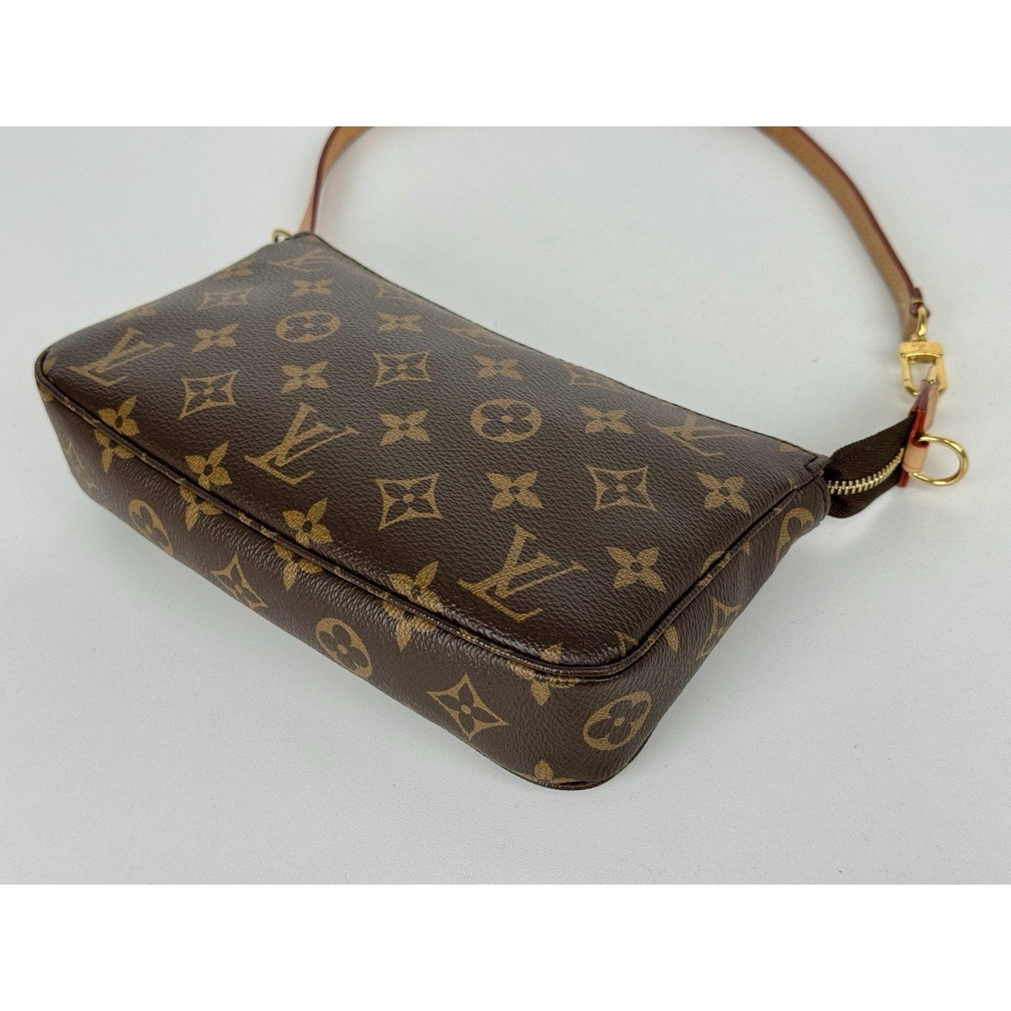 Louis Vuitton Pochette Accessoires Monogram Canvas Bag B-9
