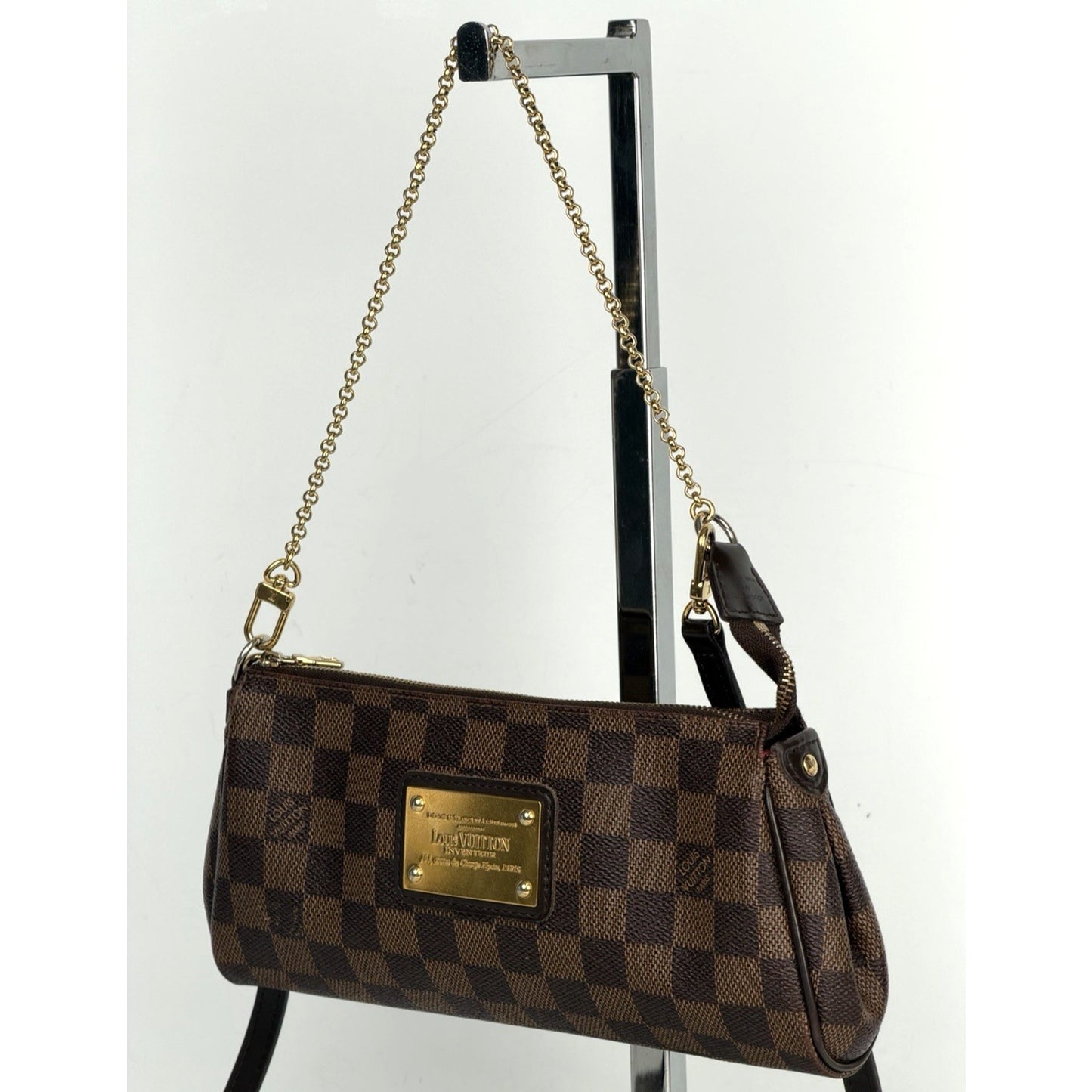 Louis Vuitton Eva Clutch Bag in Damier Ebene Coated Canvas 2017 S02