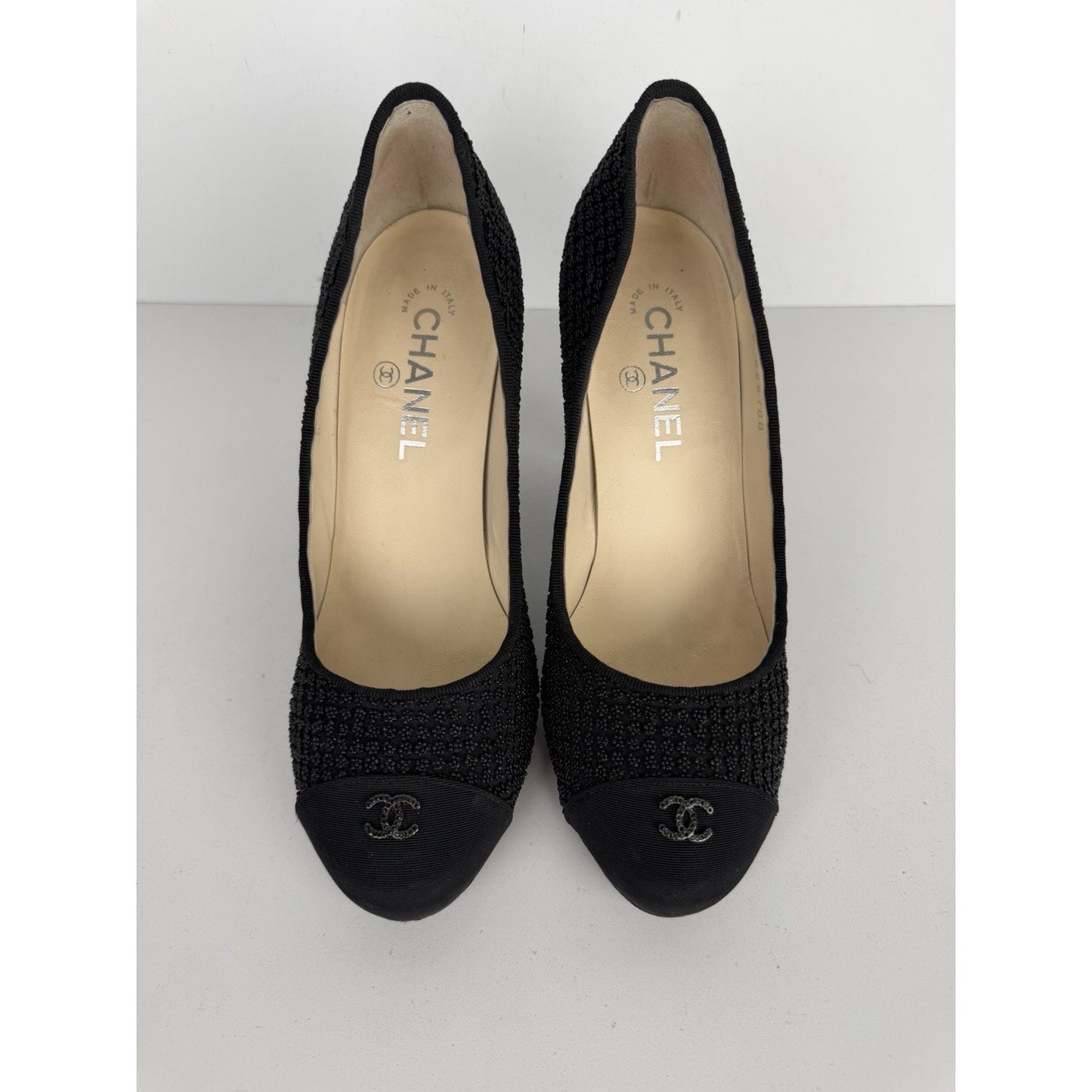 Chanel Interlocking CC Logo Beaded Cap-Toe Pumps in Black EU 38.5