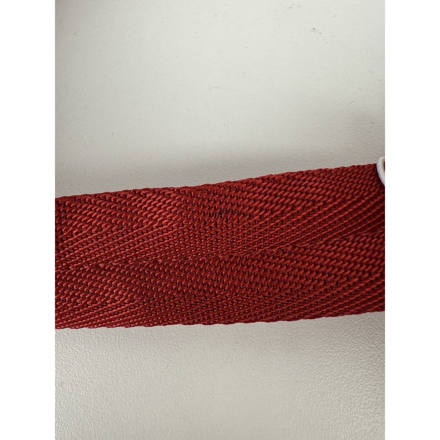 Prada Women's Re-Edition 2000 Nylon Bag in Red