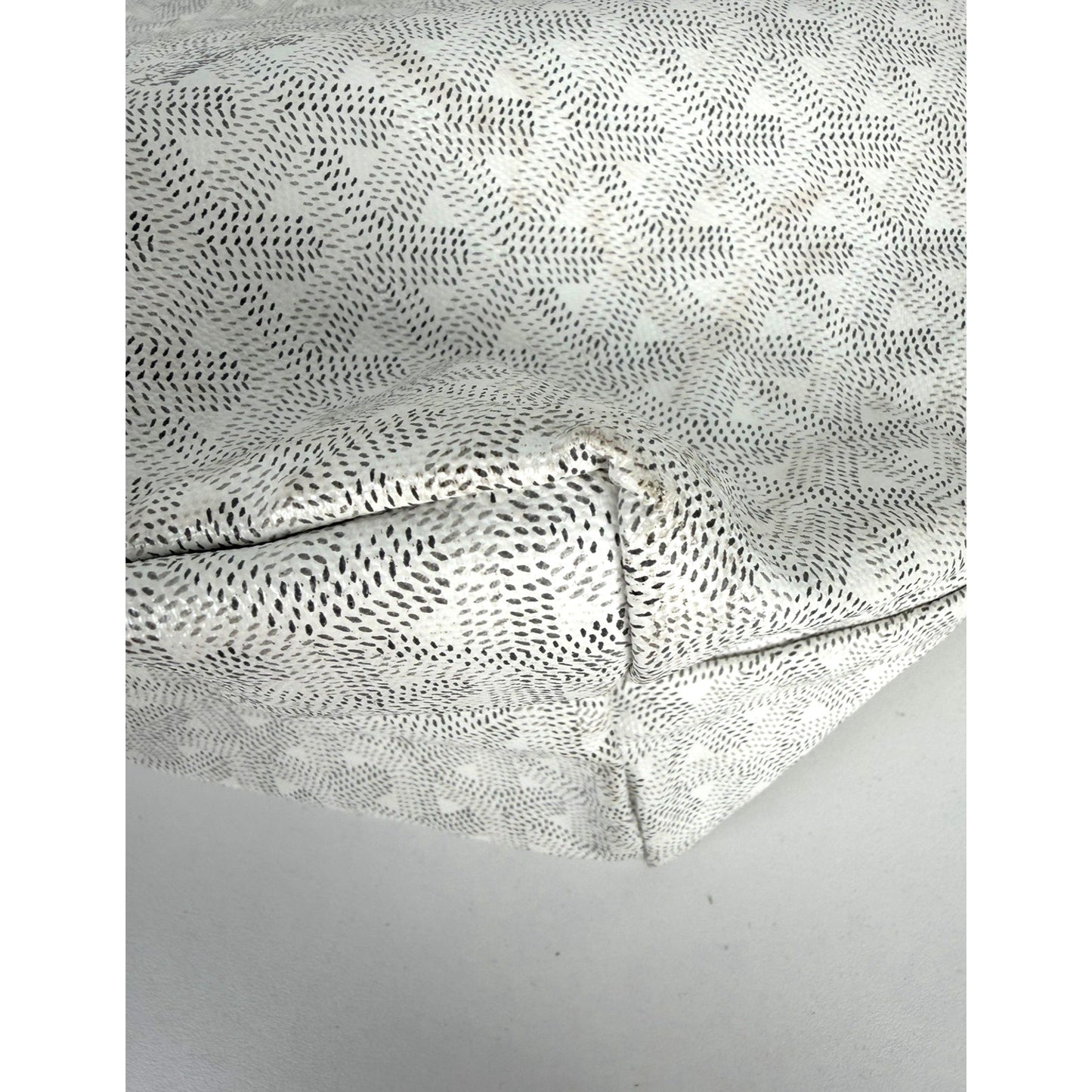 Goyard Saint Louis PM Tote Bag in White Goayrdine Coated Canvas B-2