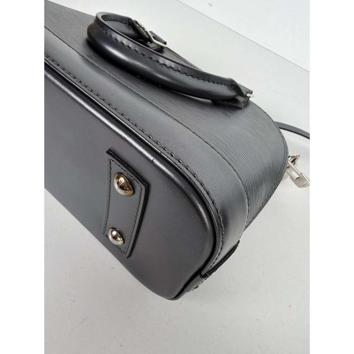 Louis Vuitton Alma BB Top Handle in Grey Epi Leather Silver-Tone Hardw 2015 D8