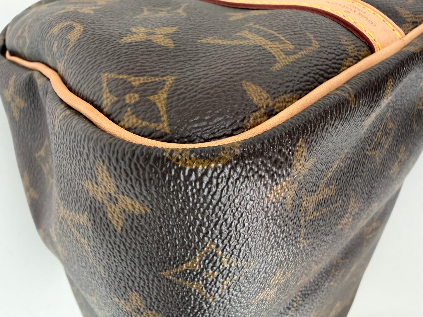 Louis Vuitton Monogram Speedy 30 Bag in Brown LV Monogram Coated Canvas 2019 C-9
