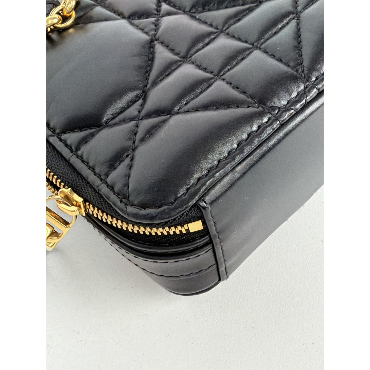 Christian Dior Caro Box Shoulder Bag in Black Quilted Macrocannage Leather E2