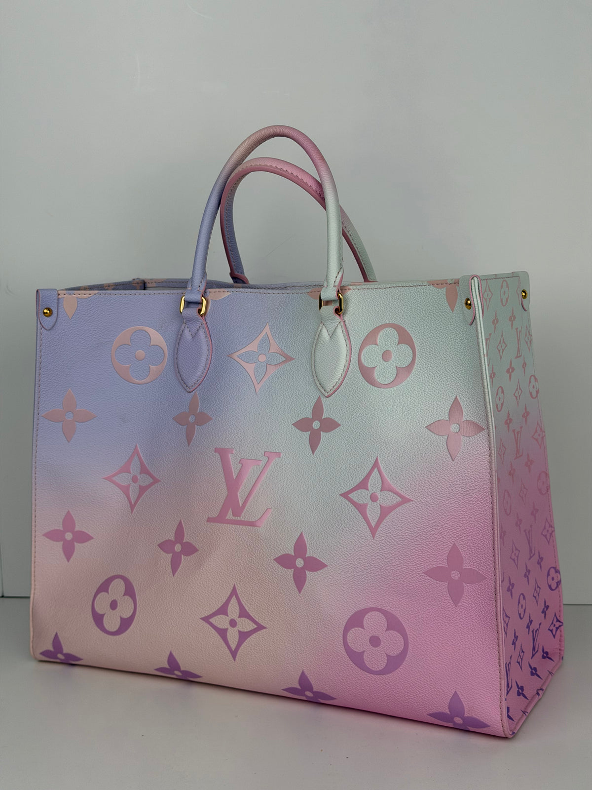 LAYAWAY Louis Vuitton OnTheGo GM Tote from the Spring in the City Sunrise Pastel Ombre Design