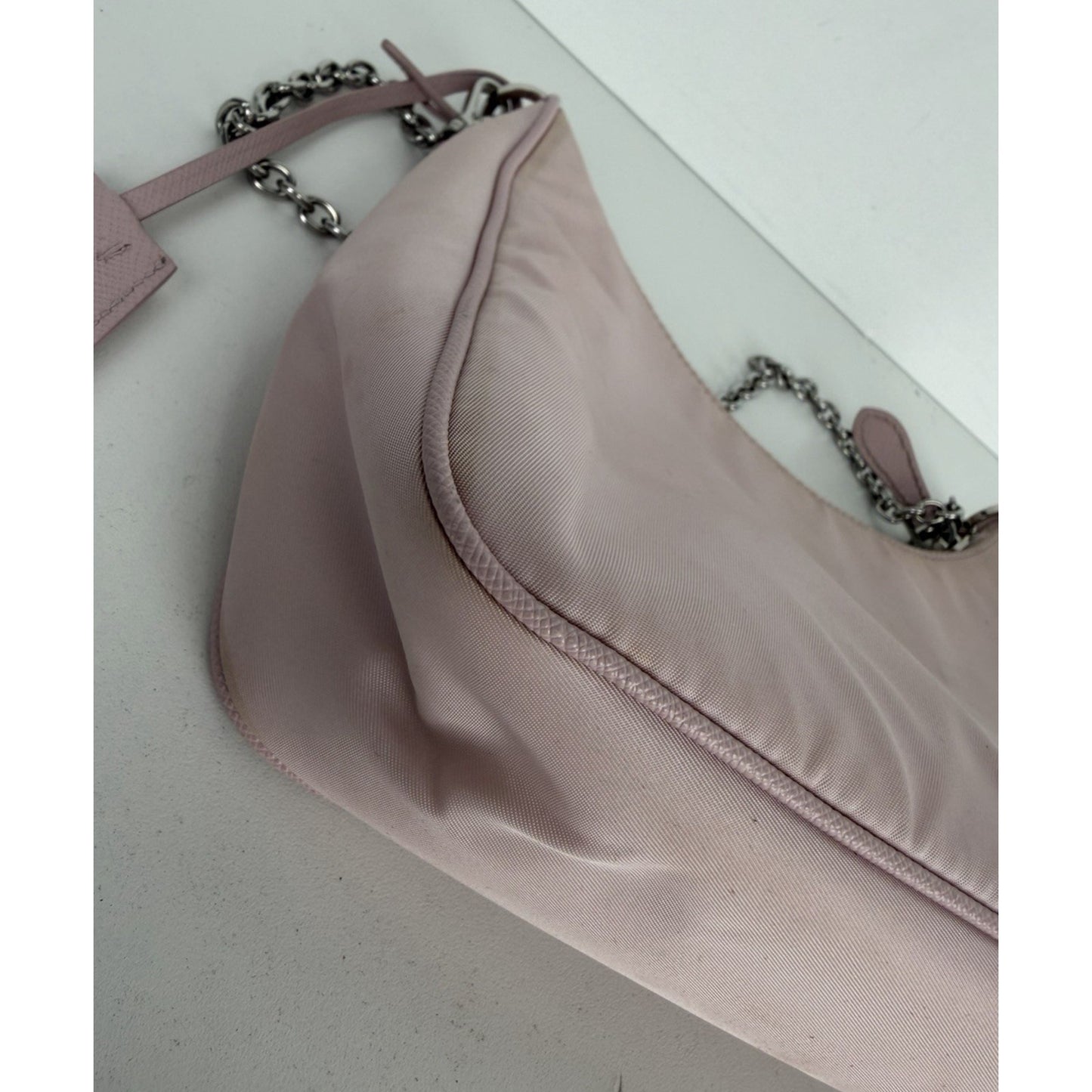 Prada Tessuto Re-Edition 2005 Shoulder Bag in Light Pink Nylon S08