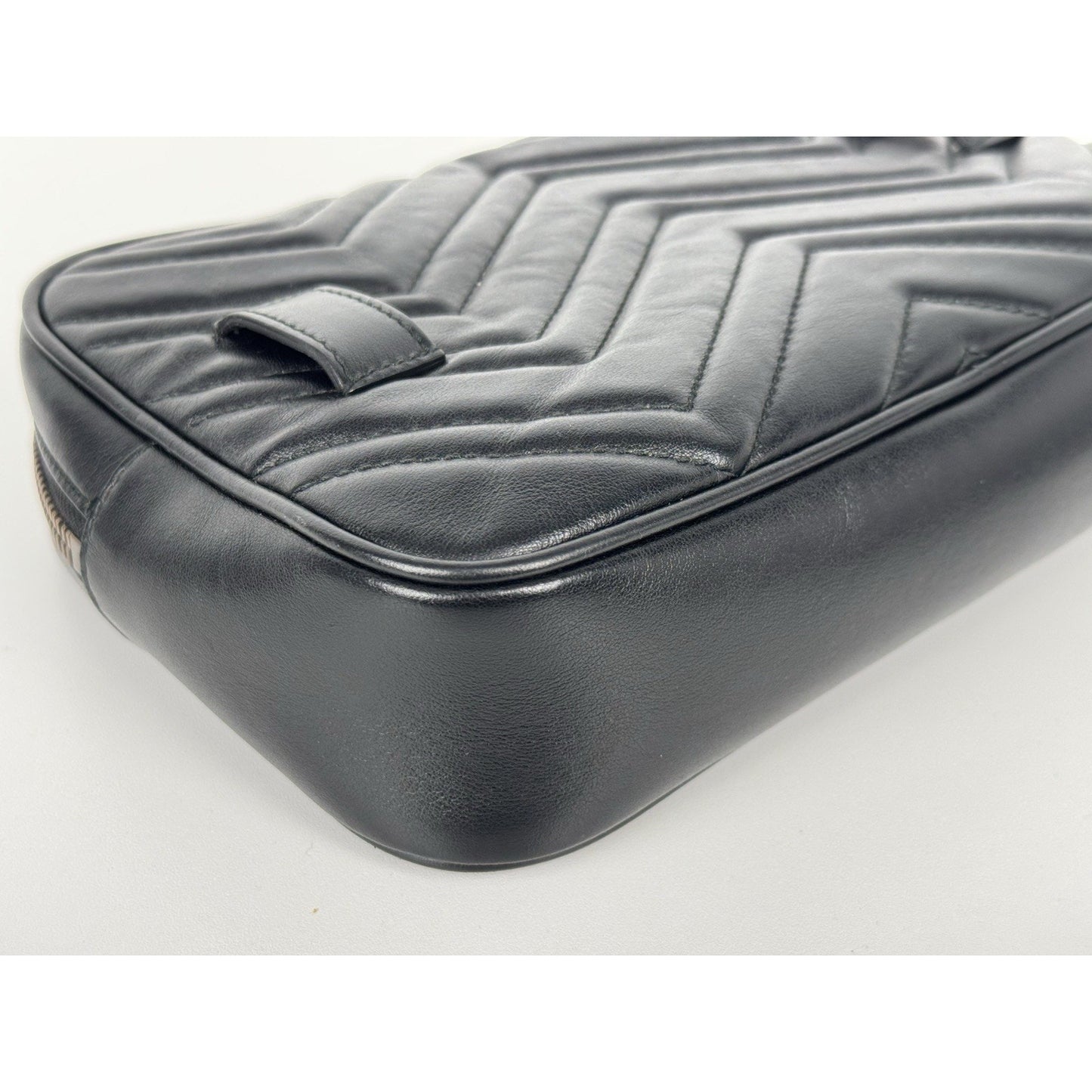 GUCCI Calfskin Matelasse Mens GG Marmont Belt Bag 80 32 Black C-2