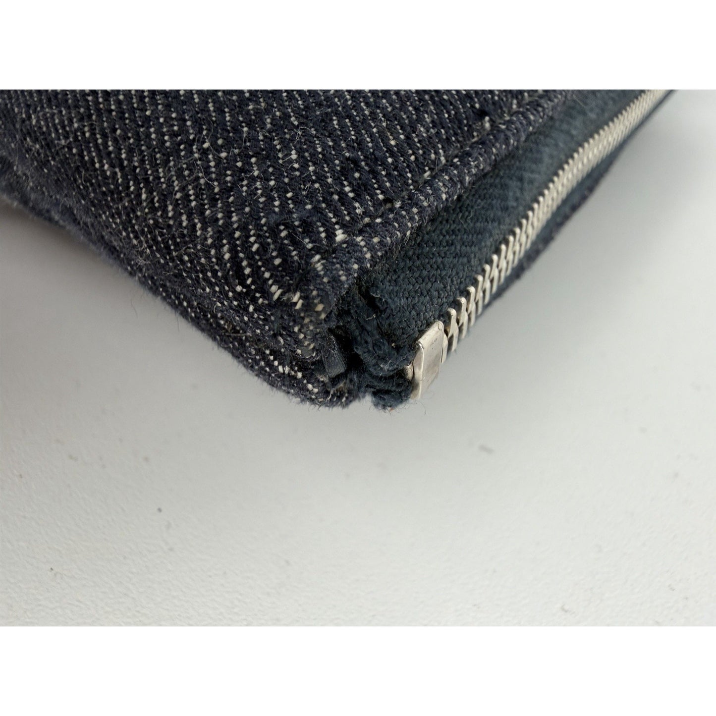 Chanel Deauville Pouch Dark Blue Denim Medium "31 Rue Cambon" Logo 2017 K3