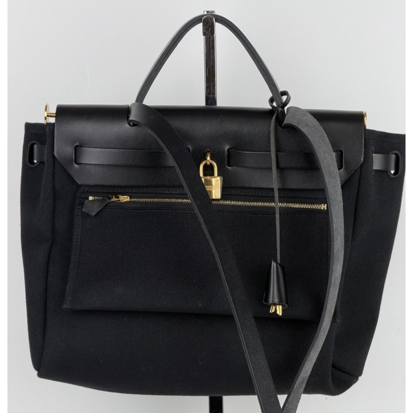 Hermes Herbag Zip 31 Bag Black Military Toile with Vache Hunter Leather 2025 D2