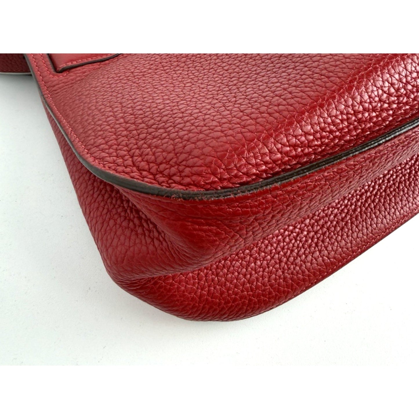 Hermès Jypsiere 28 Messenger Bag in a Rich Red Calfskin Leather 2012 E5
