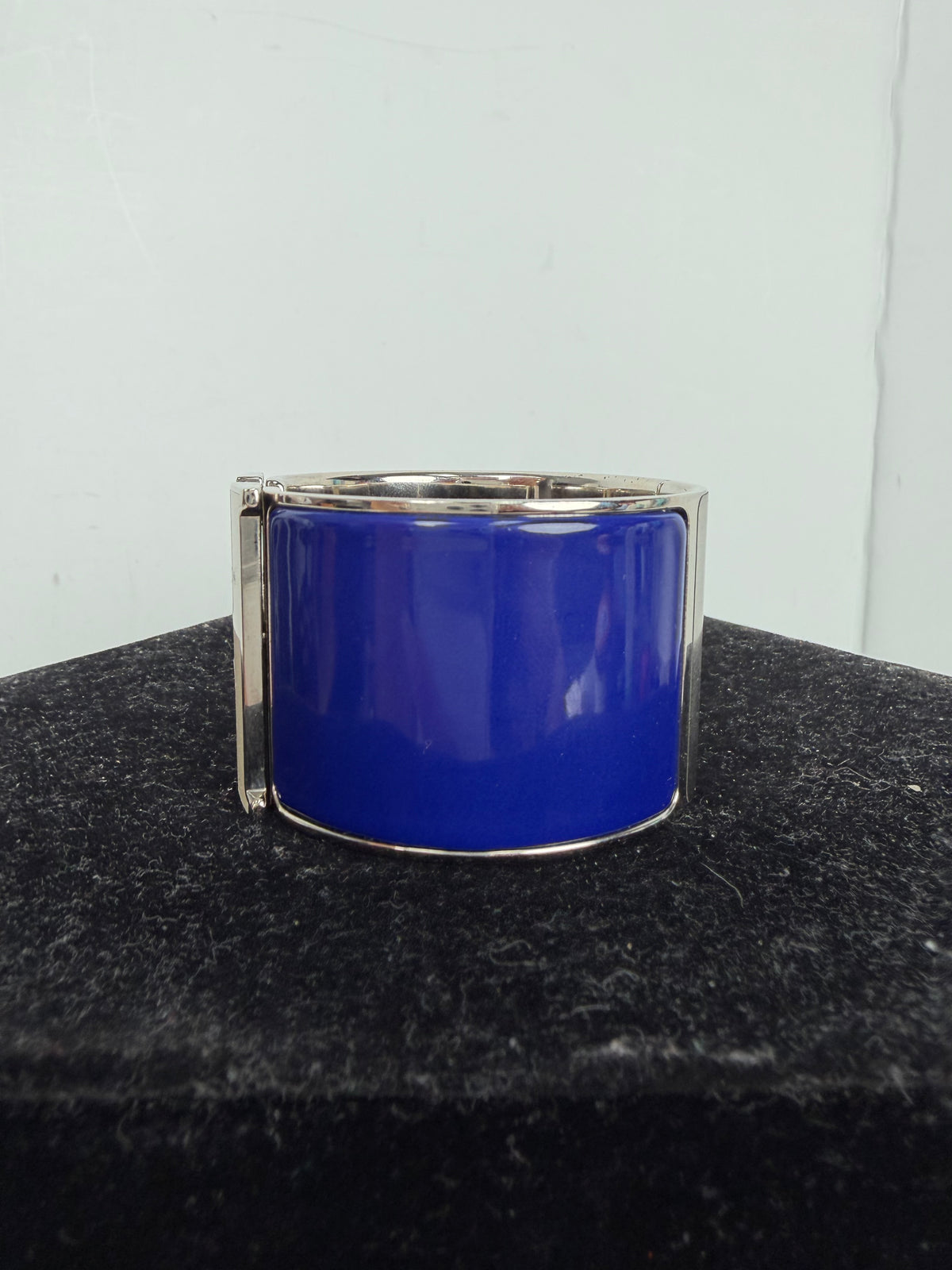 Hermes Extra Wide Clic Clac H Bracelet in Blue Silver-Tone