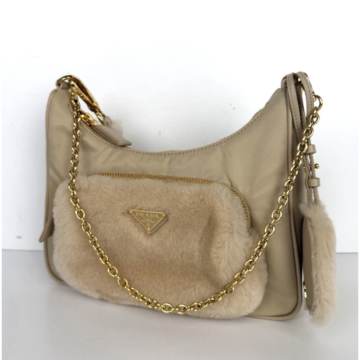 Prada Re-Edition 2005 Chain Shoulder Bag in Beige Nylon with Real Fur Accents E3