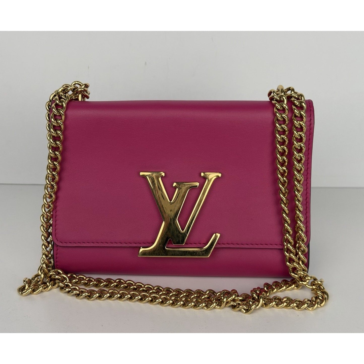 Louis Vuitton Louise Chain MM Bag in Pink Calfskin Leather S01