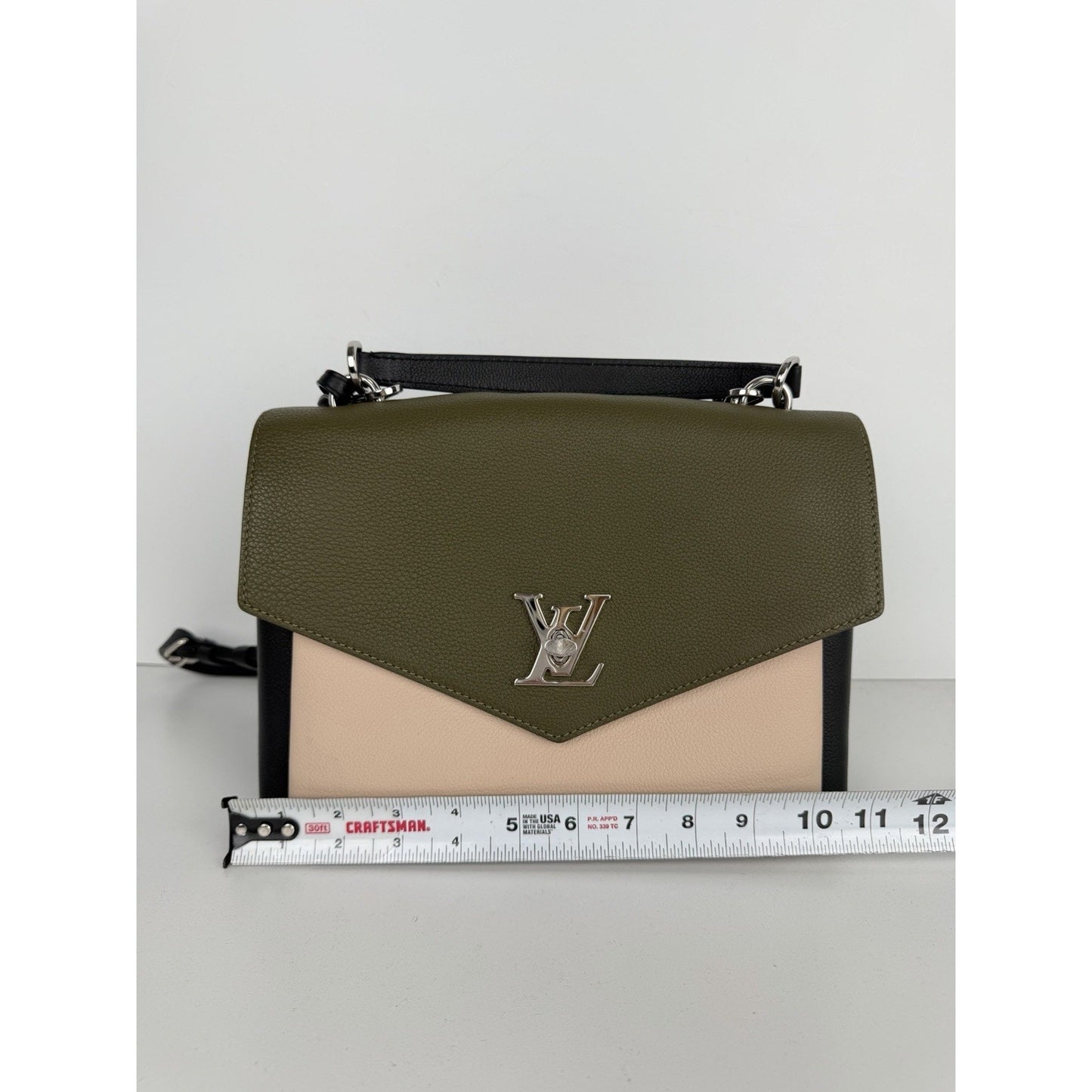 Louis Vuitton Mylockme Satchel Bag MM in Colorblock Leather NFC D-8