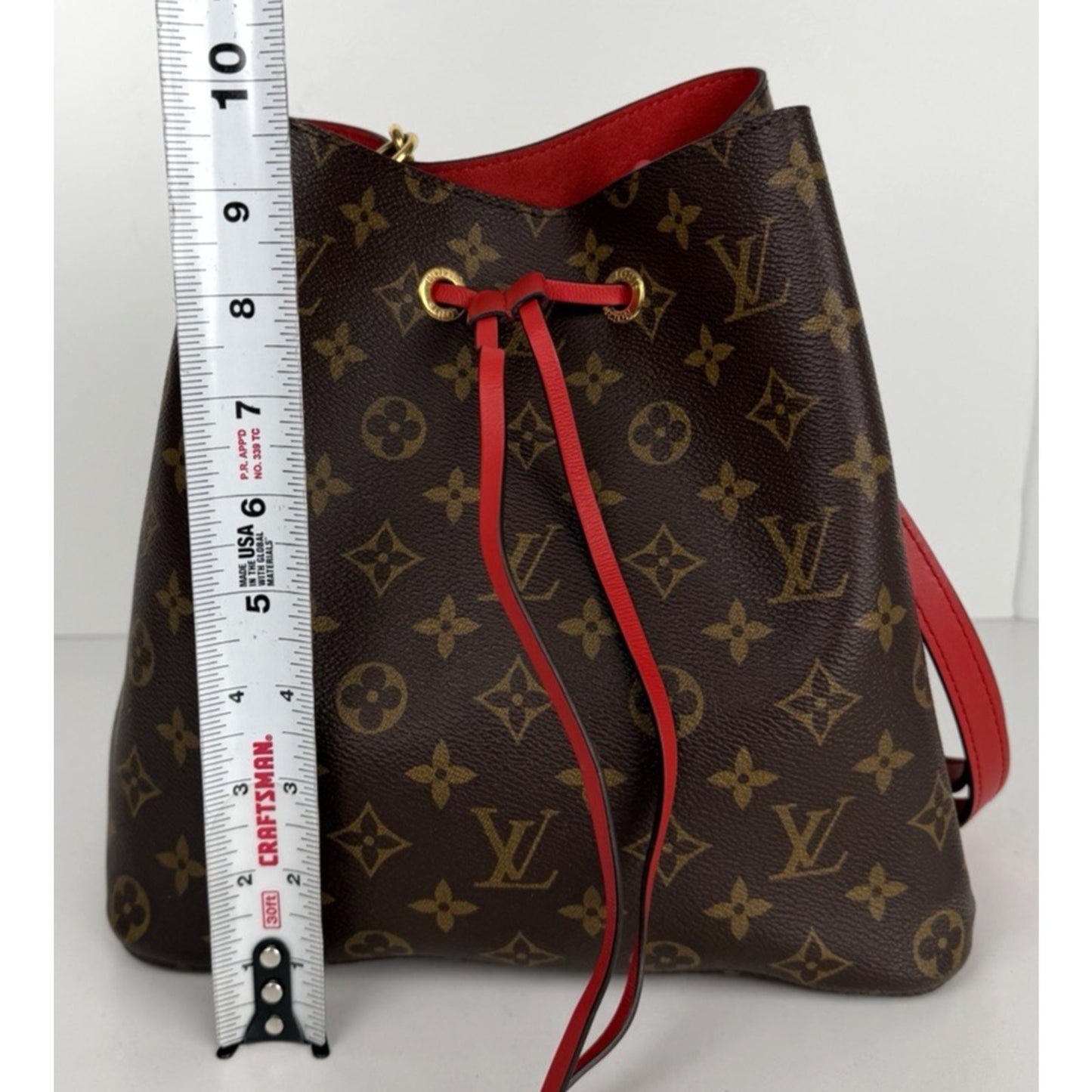 Louis Vuitton NeoNoe MM Bucket Bag in Monogram Coated Canvas 2017 L-4