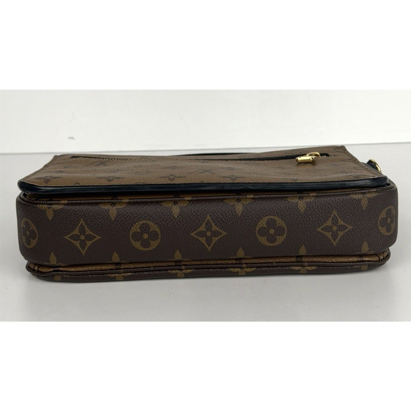 Louis Vuitton Pochette Metis MM Shoulder Bag Reverse Monogram Canvas 2020 C-1