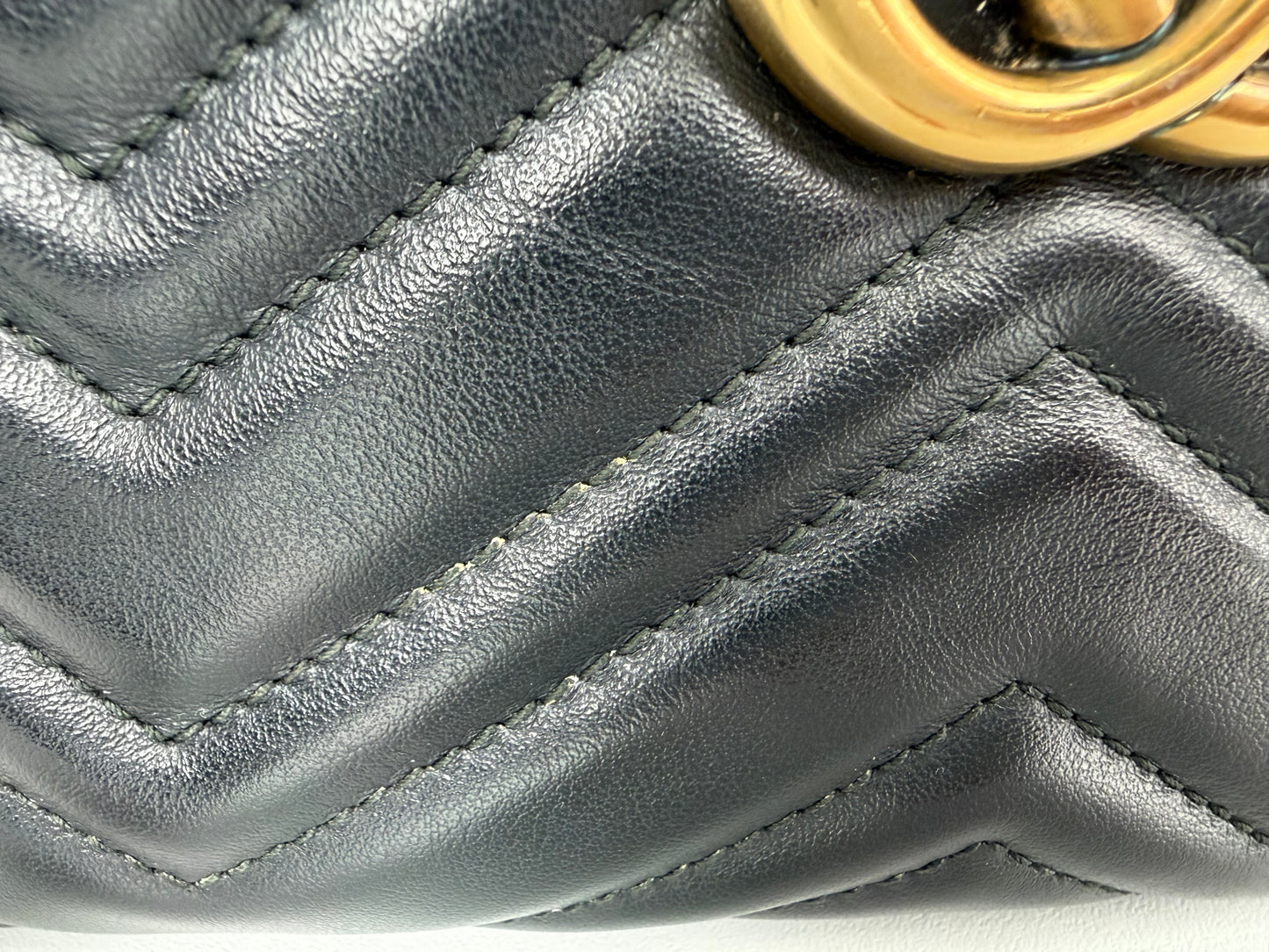 Gucci GG Marmont Small Camera Bag in Black Quilted Leather S