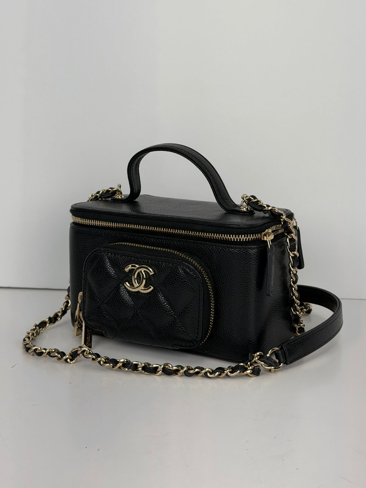 Chanel Pocket Vanity Case Top Handle Bag in Black Quilted Caviar Leather NFC YC-4