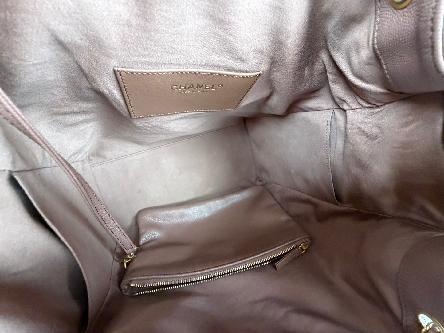 Chanel 25 Medium Hobo Bag Brown Caviar Leather 2026