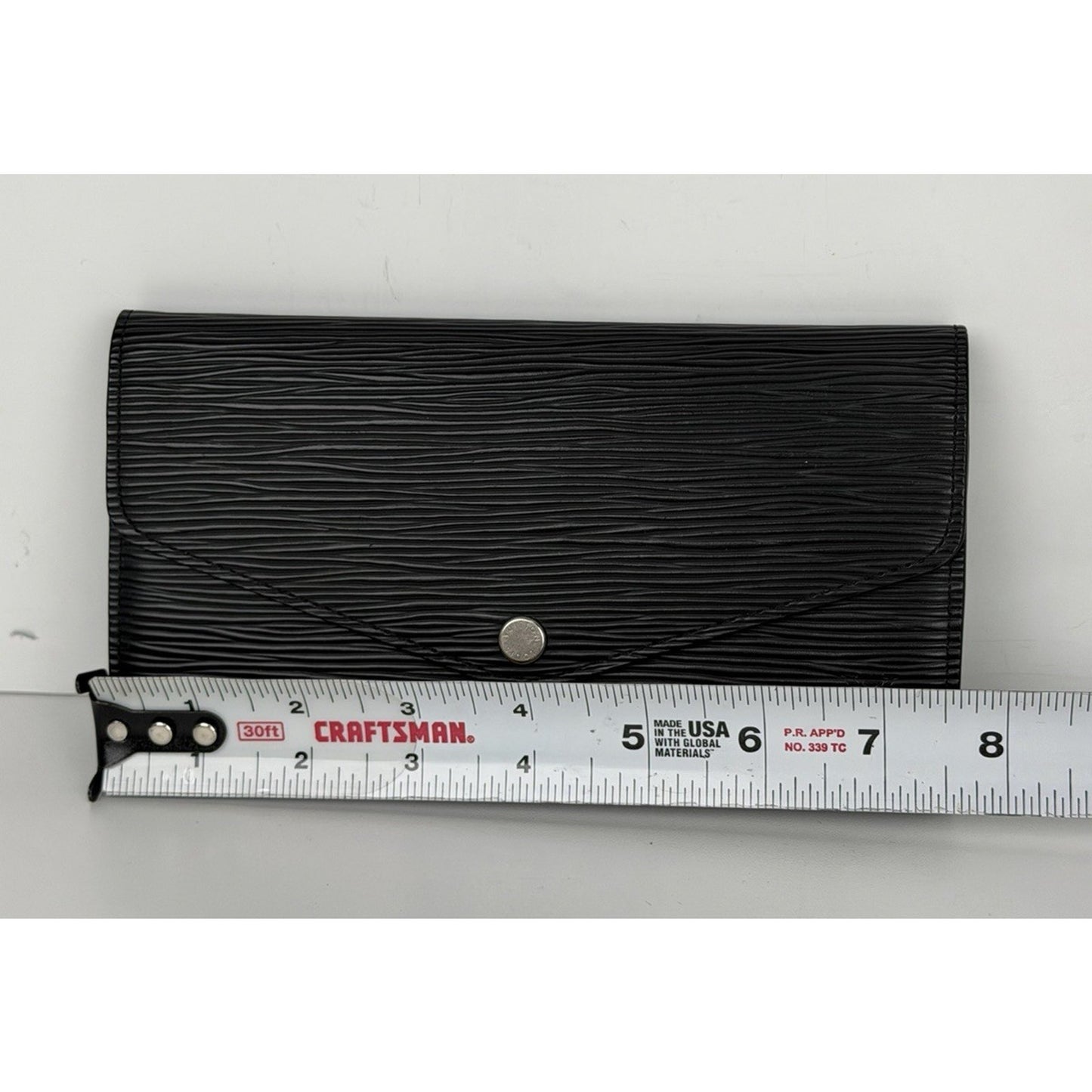 Louis Vuitton Sarah Wallet Black Epi Leather & Snap Closure NFC K2
