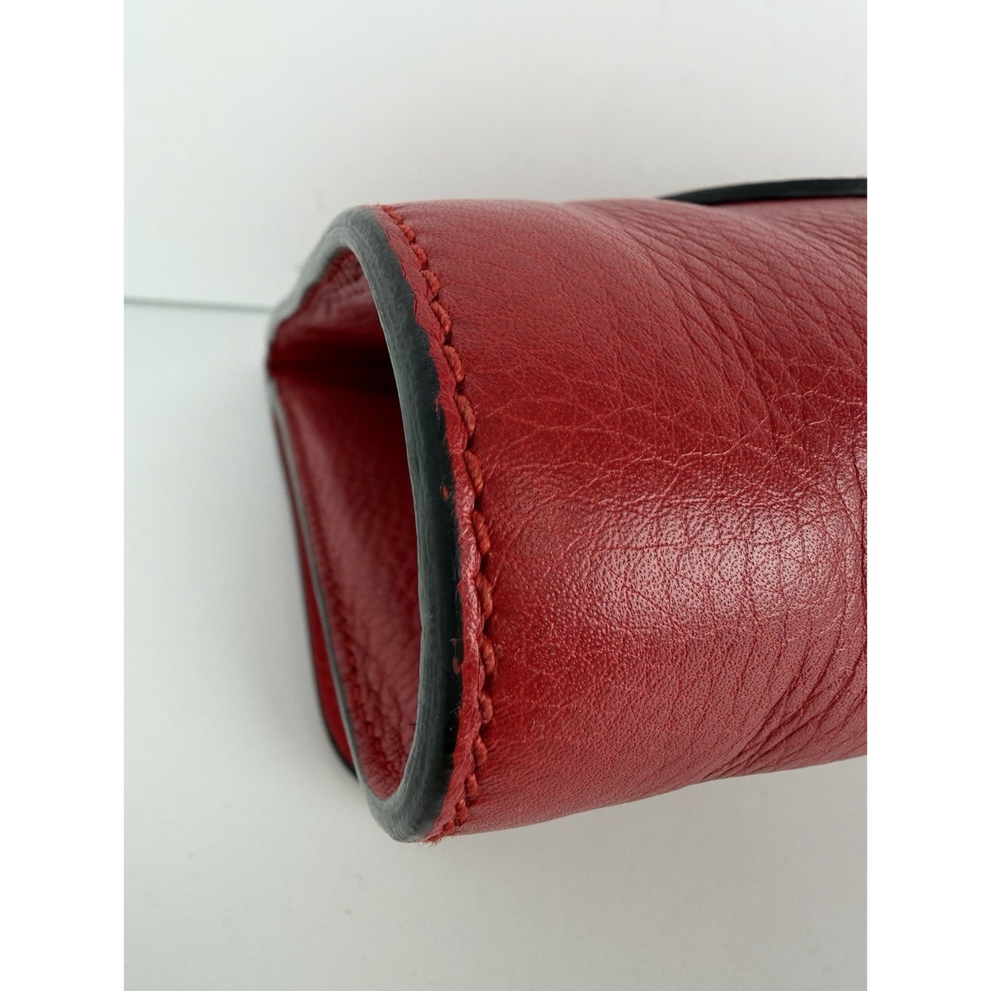 Gucci Bamboo Daily Clutch Red Leather & Black Bamboo Turn-Lock Closure S