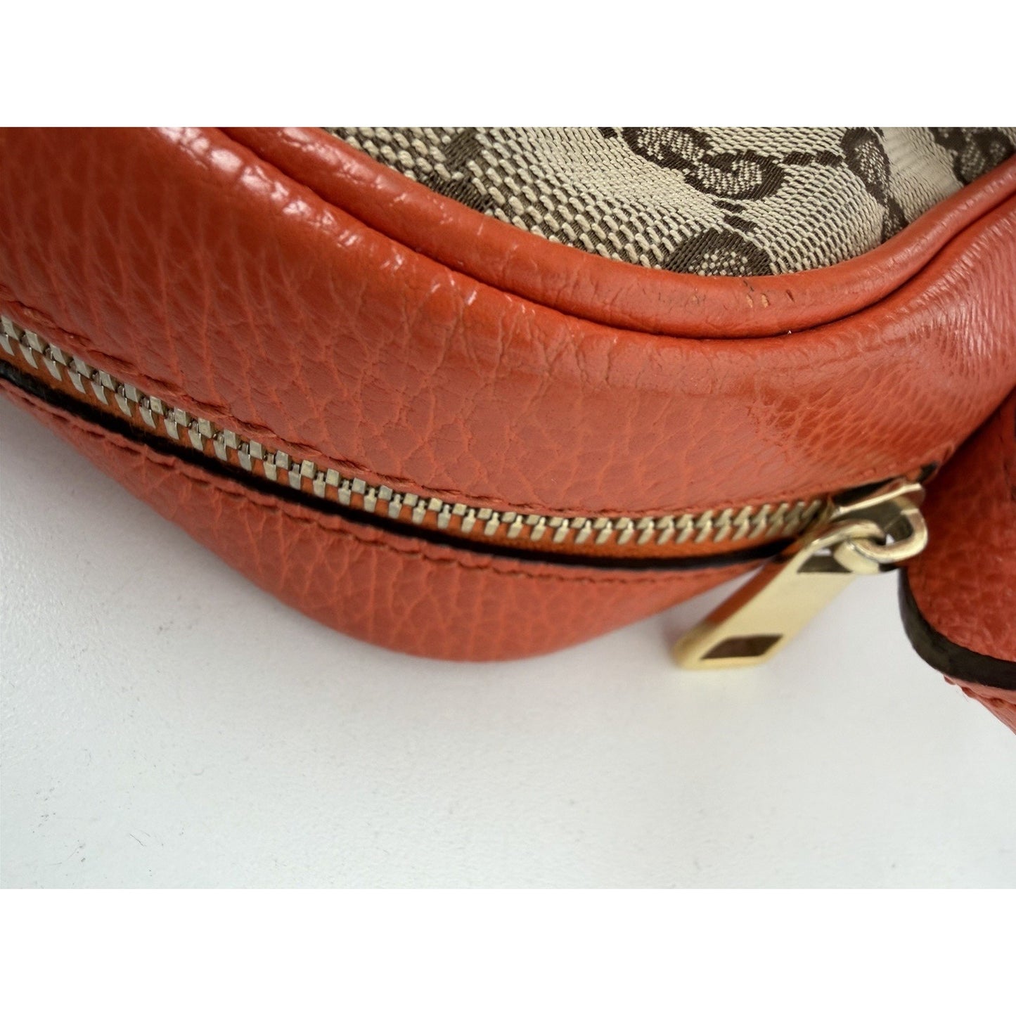 Gucci Bree Camera Bag Beige&Ebony GG Monogram Canvas & Orange leather Trim S11