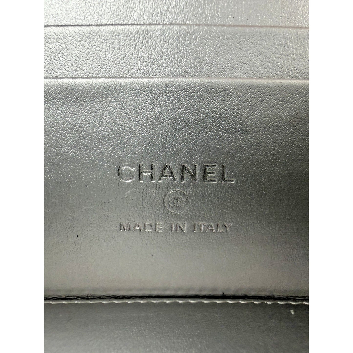 Chanel Slim Top Handle Vanity Case Bag in Metallic Silver Caviar Leather NFC B-5