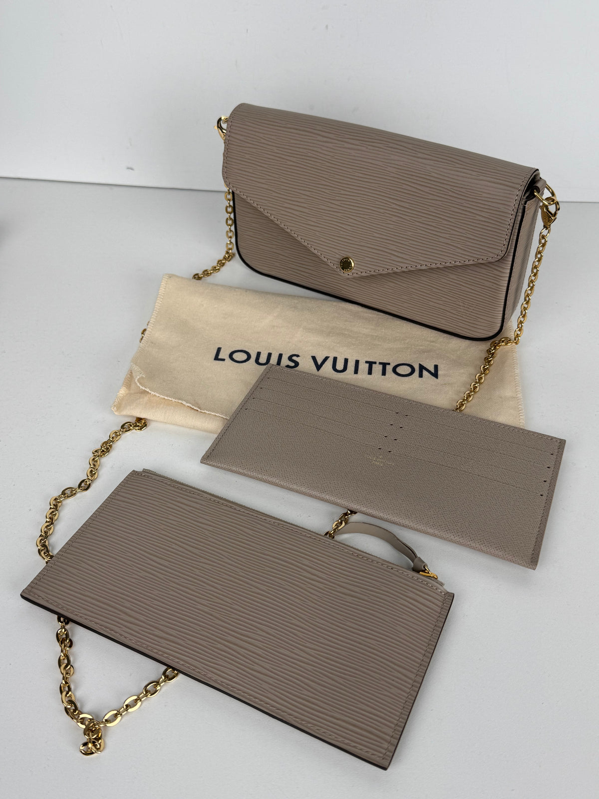 Louis Vuitton Felicie Pochette Chain Wallet in Epi Leather NFC YS11
