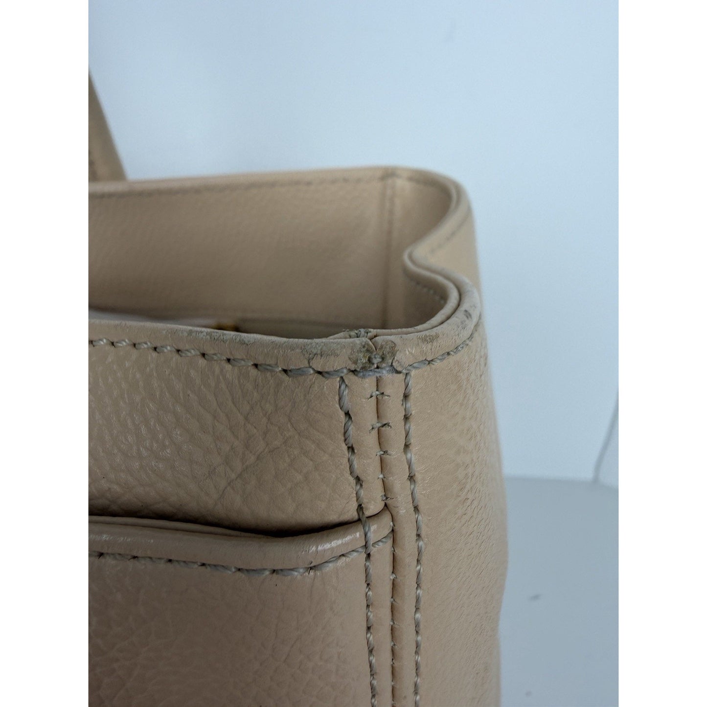 Chanel Executive Cerf Tote Beige Leather & Gold-Tone Hardware 2008-2009 C3