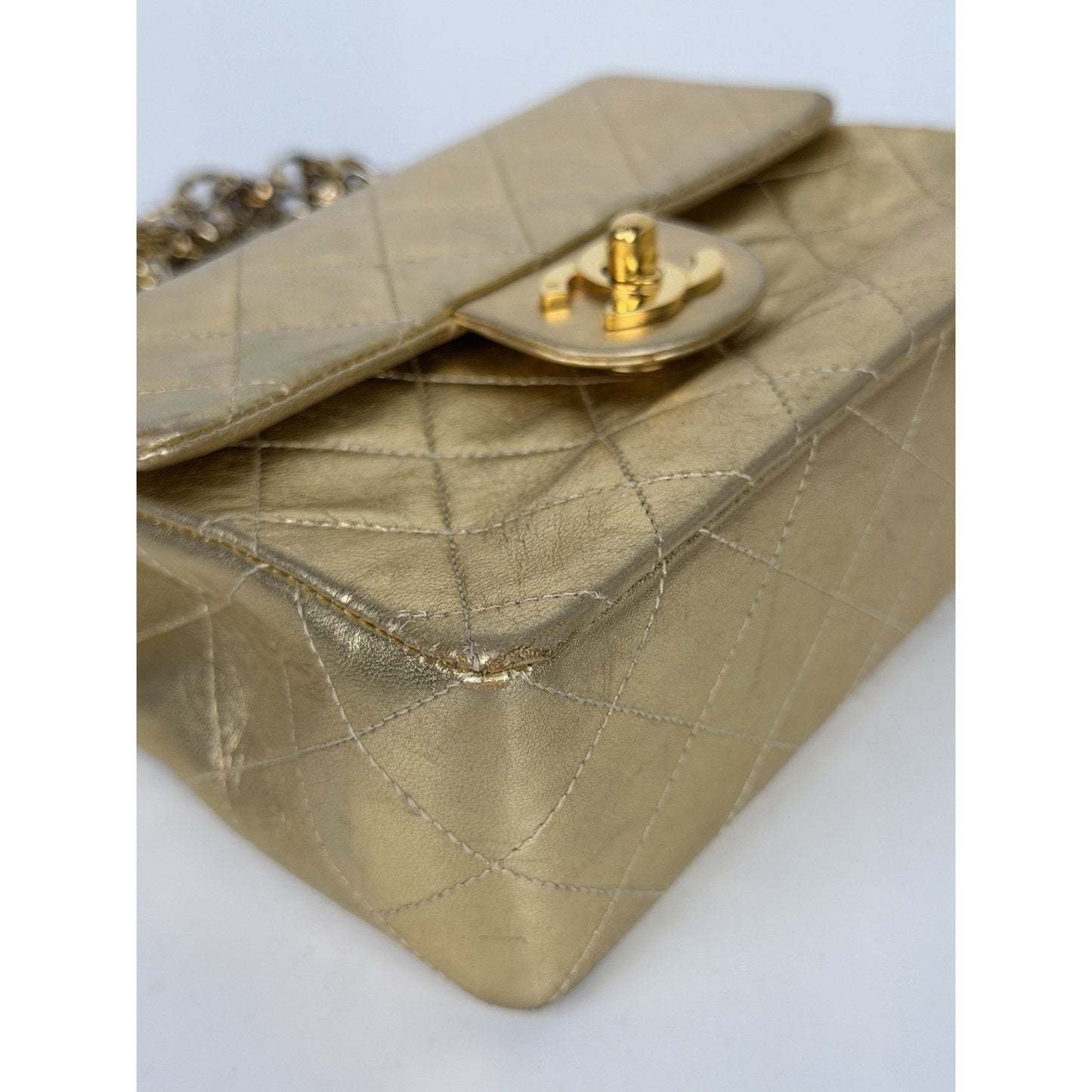 Chanel Vintage Matelasse Turn Lock Chain Shoulder Bag Gold Lambskin 1989-1991