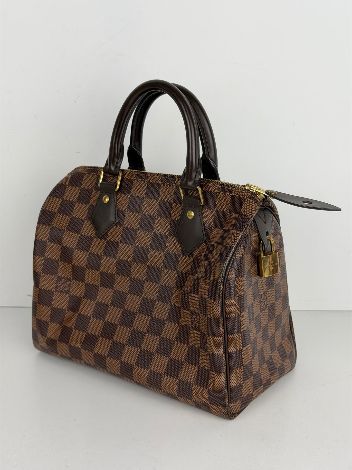 Louis Vuitton Speedy 25 Bag in Damier Ebene Coated Canvas 2019 C-9