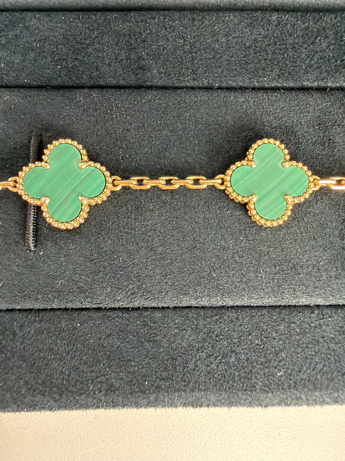 Van Cleef & Arpels Vintage Alhambra Bracelet 5 Motifs in 18K Yellow Gold Green Malachite Clover Motifs