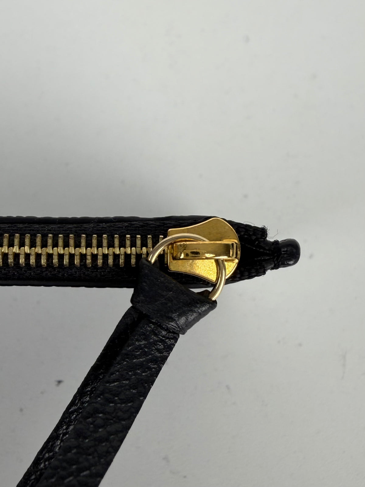 Louis Vuitton Empreinte Felicie Pochette Zipply Pouch in Black K1