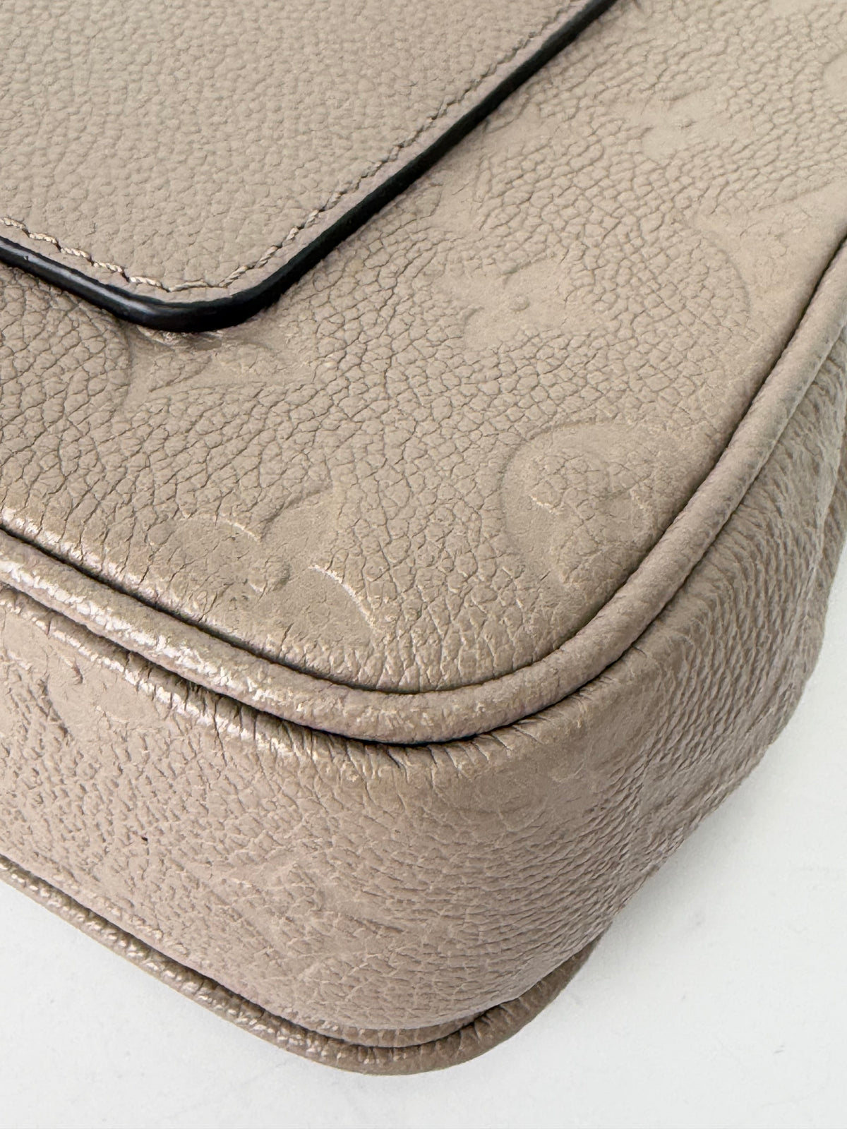 Louis Vuitton Marceau Bag in Beige LV Monogram Empreinte Leather NFC YD-6