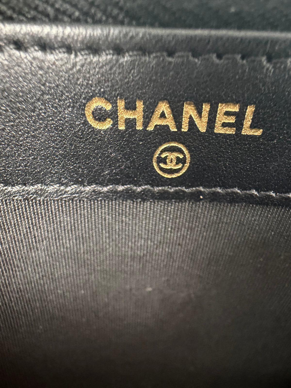 Chanel Boy Double Zip Chain Clutch Bag in Quilted Black Caviar Leather 2019 E-1