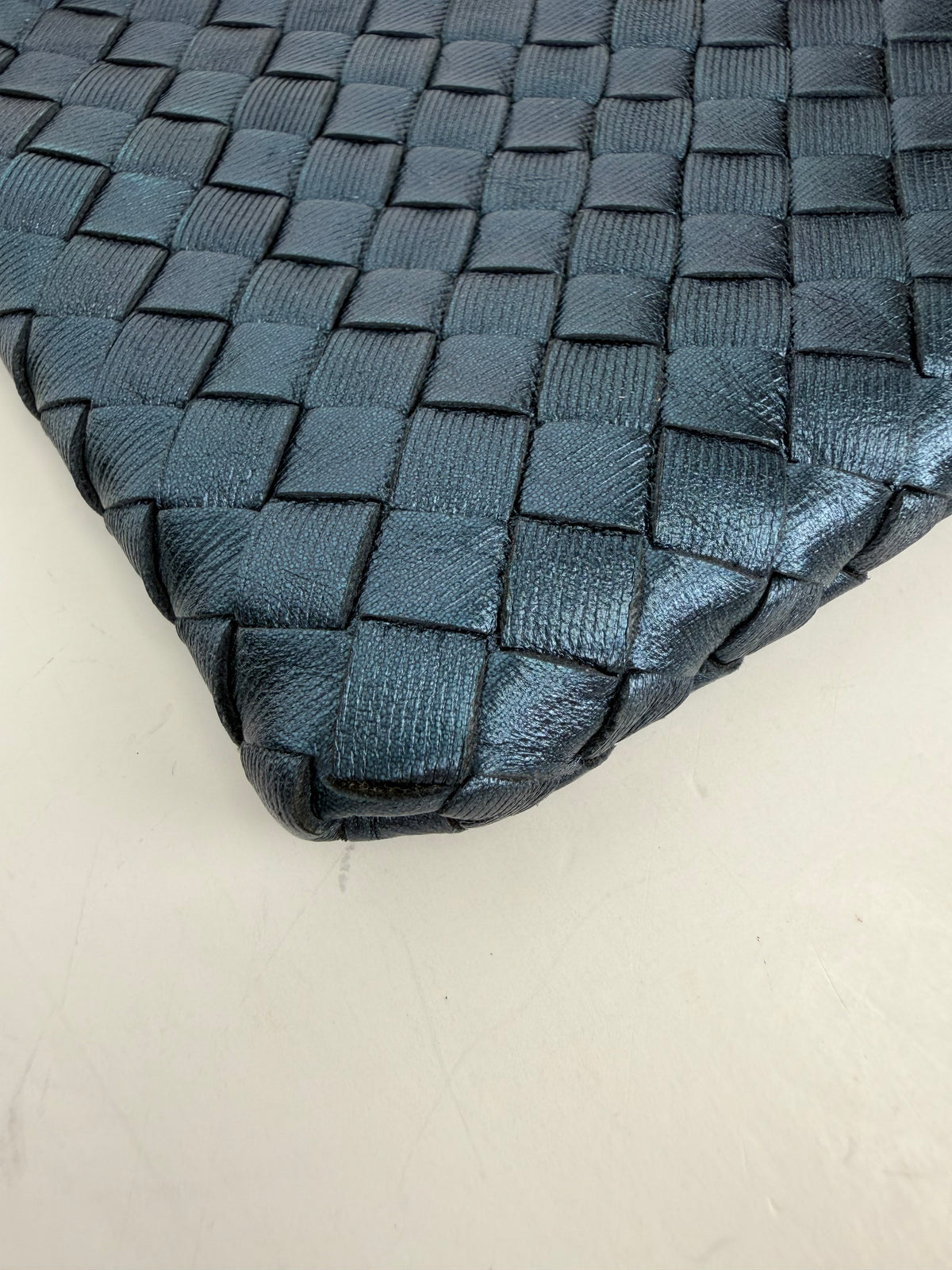 Bottega Veneta Intrecciato Clutch in Blue Leather YS14