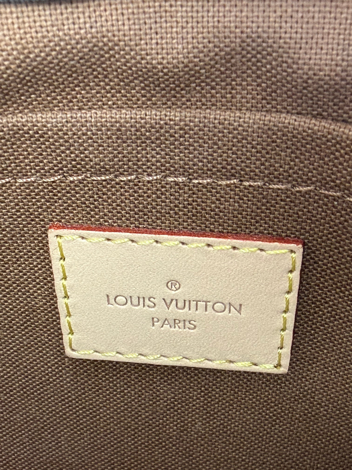 Louis Vuitton Multi Pochette Accessoires Bag in Brown LV Monogram Canvas 2019 YC-4