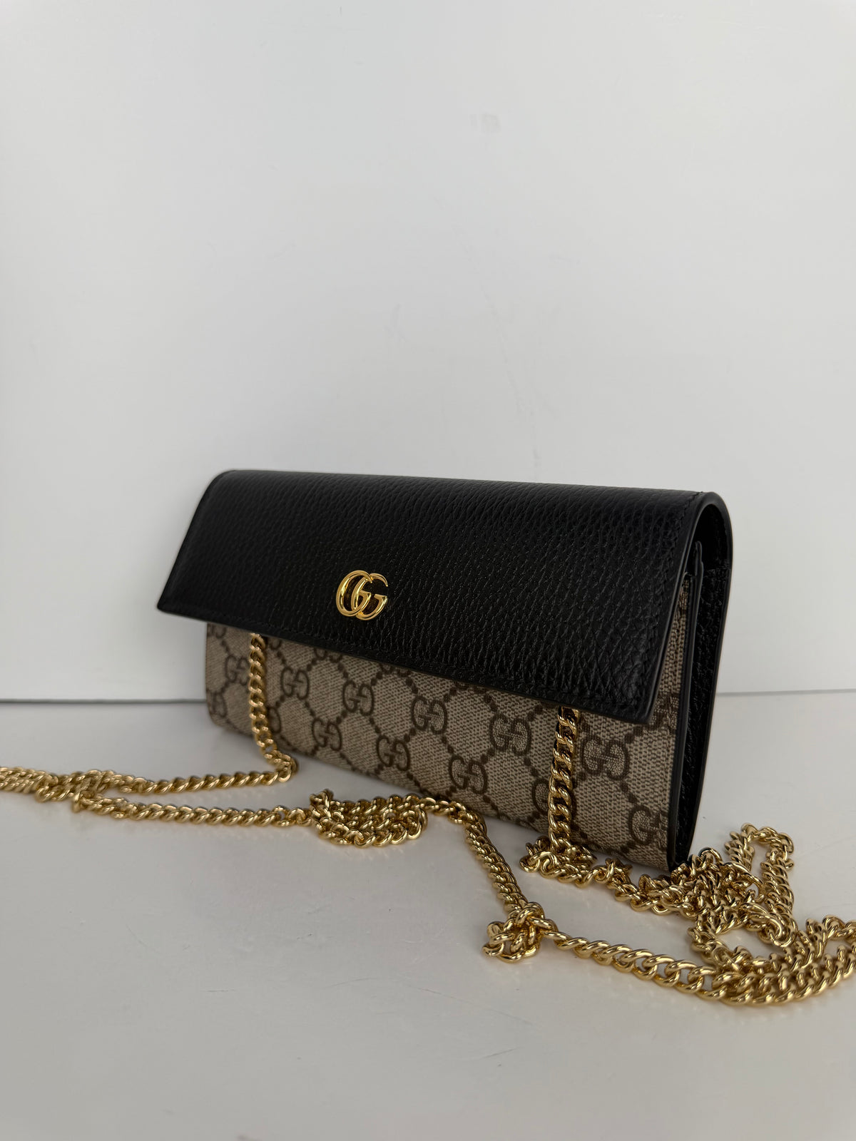 Gucci Bi-Color GG Marmont Continental Wallet t in GG Supreme Canvas YS14