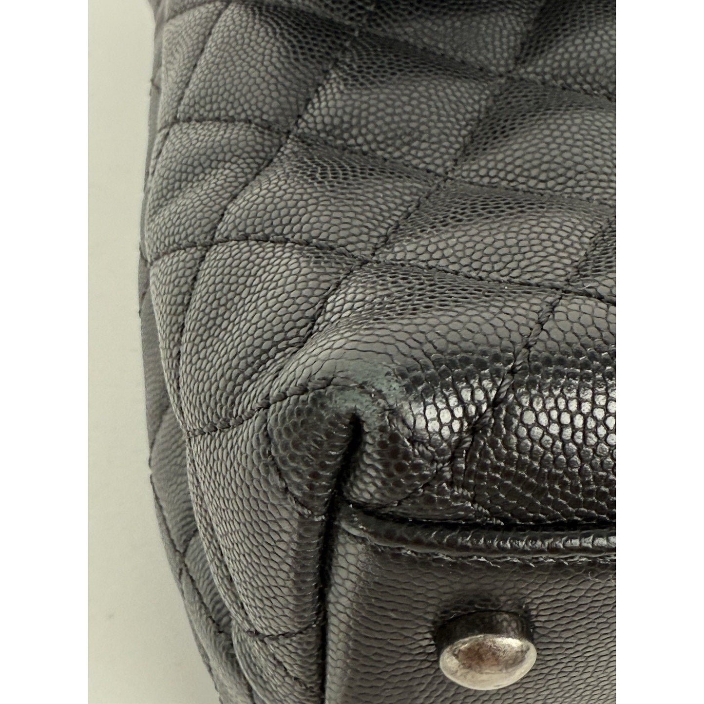 Chanel Caviar Lizard Quilted Larg Coco Handle Flap Black Top Handle Shoulder Bag