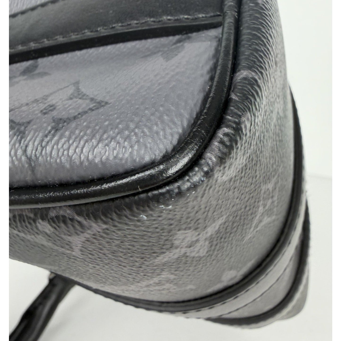 Louis Vuitton Keepall Bandouliere 25 in Monogram Eclipse Coated Canvas NFC U1