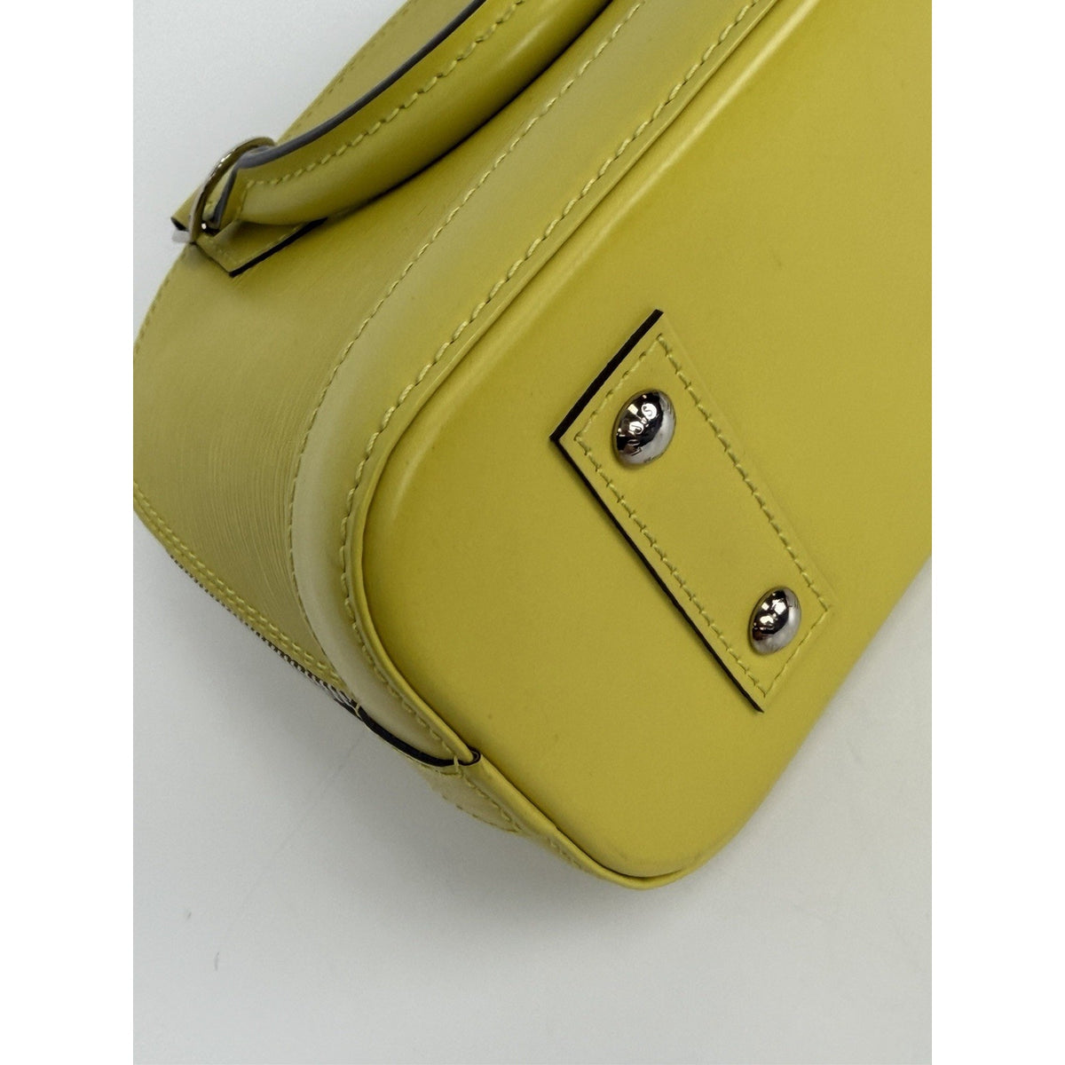 Louis Vuitton Alma BB Handbag in Yellow Epi Leather Silver-T Hardware 2014 S21