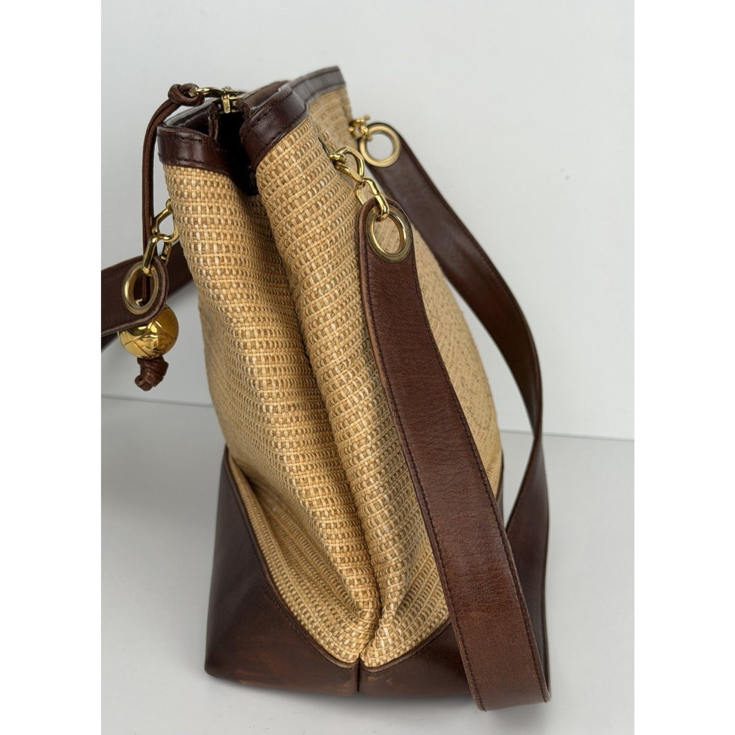Chanel Raffia-Woven Tote Bag 1994 Vintage Beige Straw & Lambskin Leather Trim E5