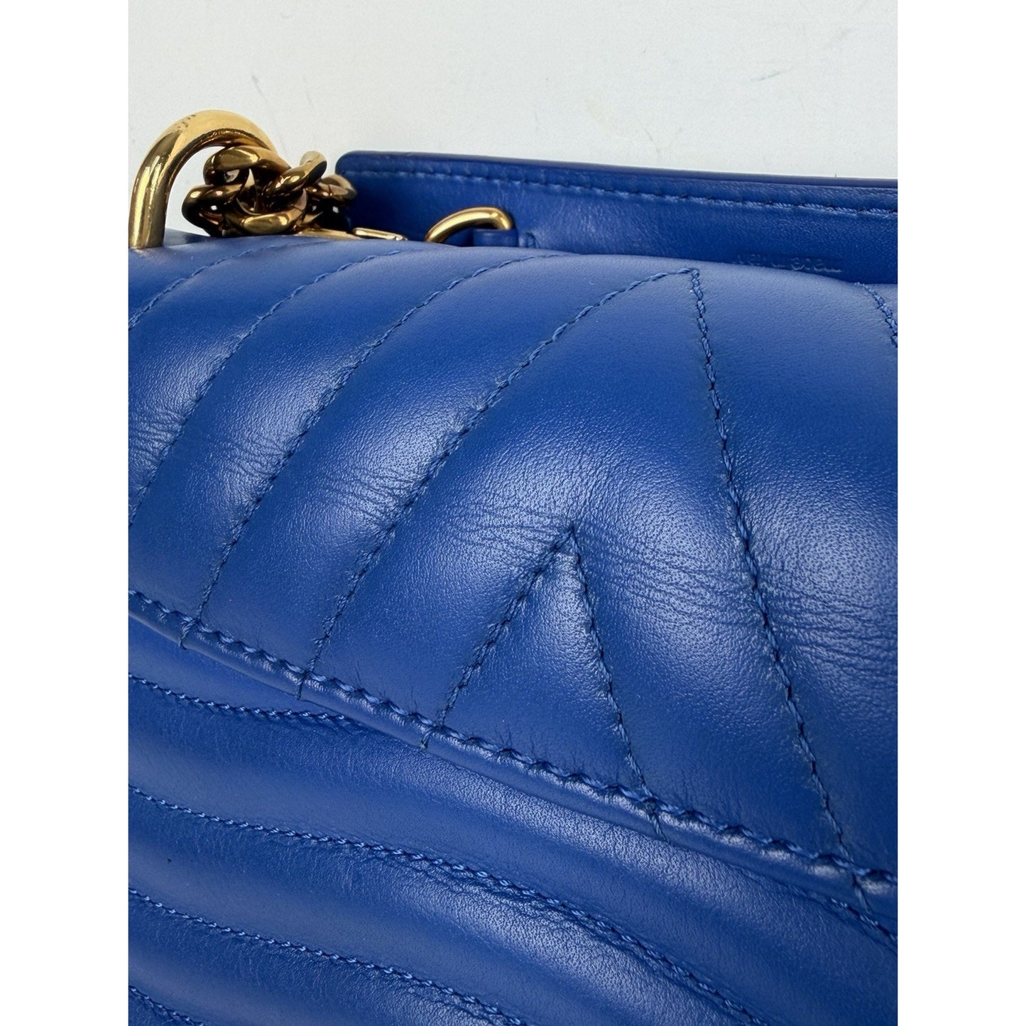 Louis Vuitton New Wave Chain Bag PM Blue Neon Colorful "Vuitton" 2019 F1