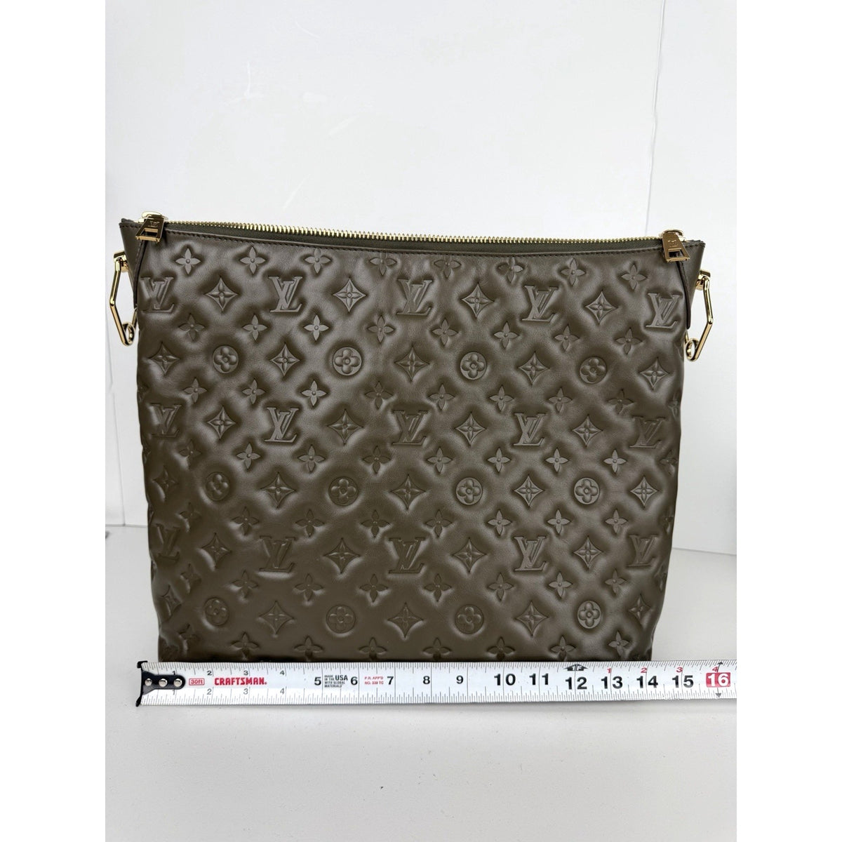 Louis Vuitton Coussin MM Hobo Bag In Green Monogram Empreinte Leather NFC D4