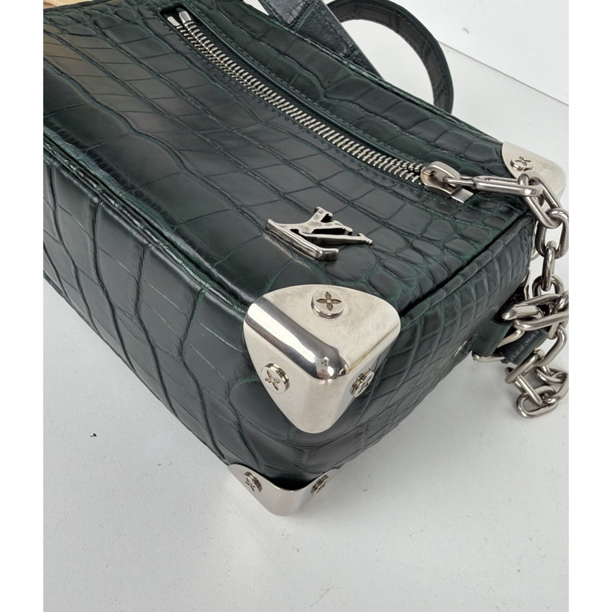 Louis Vuitton Soft Trunk Crossbody Bag Mini in Green Crocodile Leather NFC E2