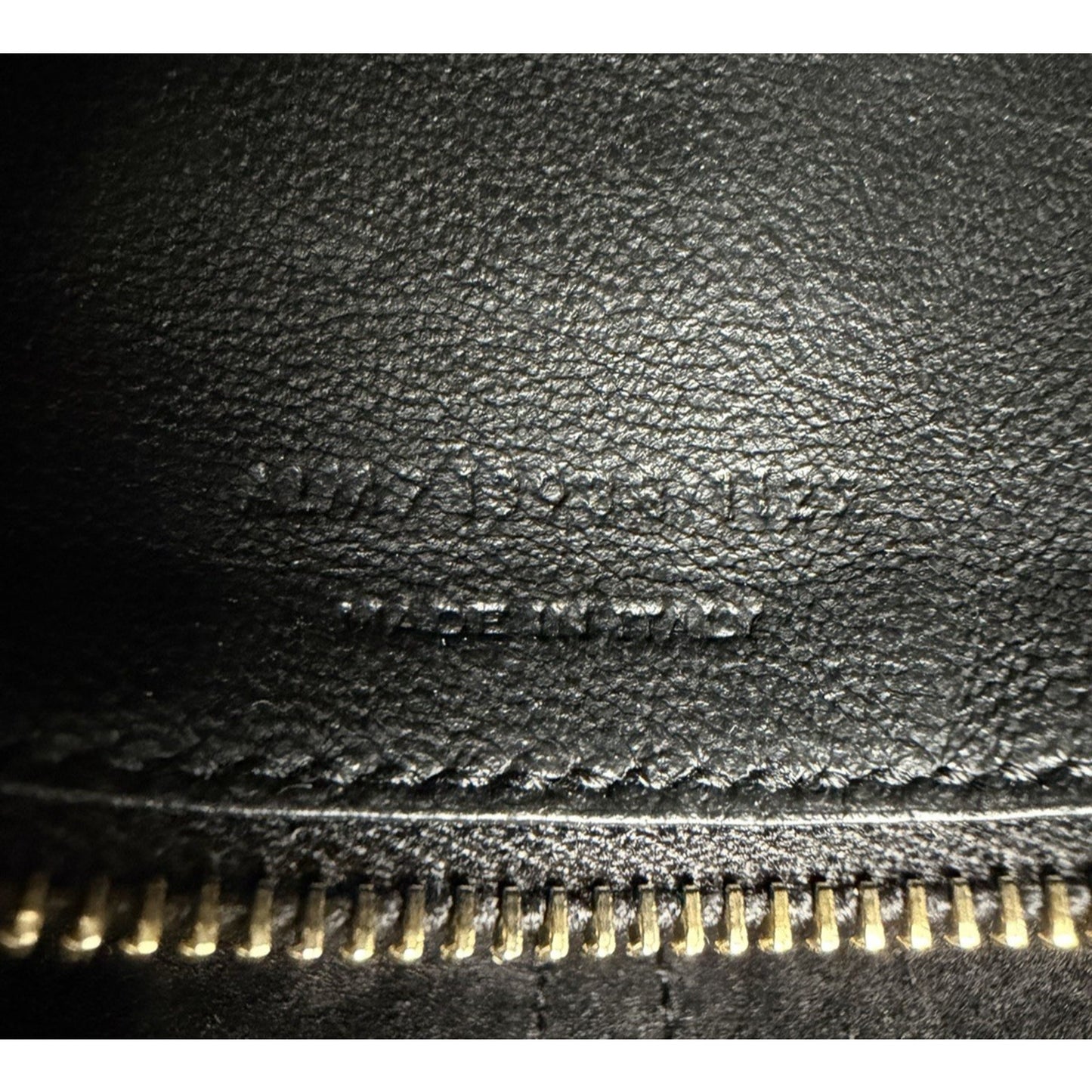 Saint Laurent Le 5 A 7 Small Hobo Bag in Black Grain Leather C2